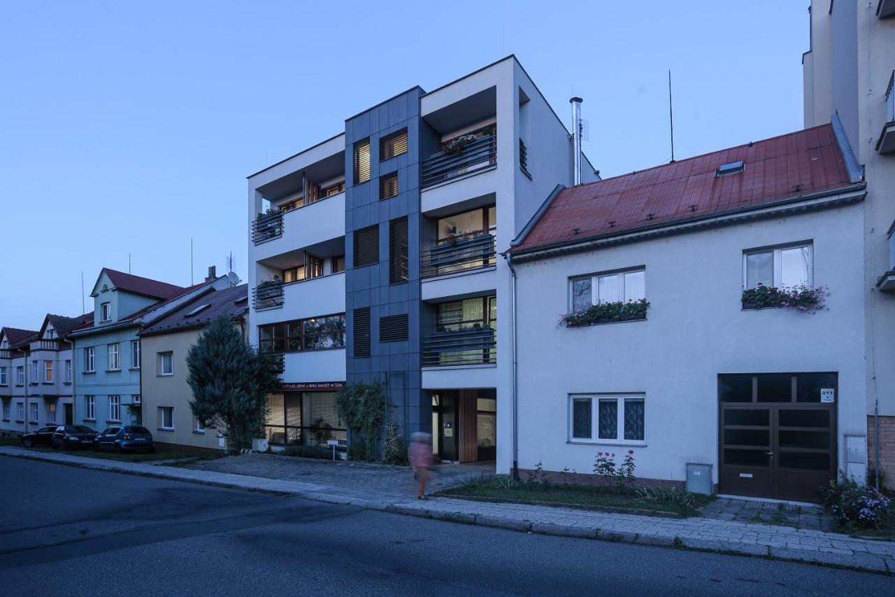 Par Pokoju Microhotel Zlín Esterno foto